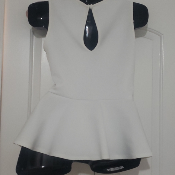 Mesh TOP - Picture 6 of 9